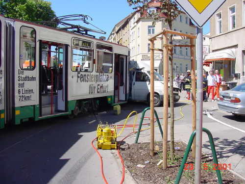 Mvc-006f.jpg (34975 Byte)