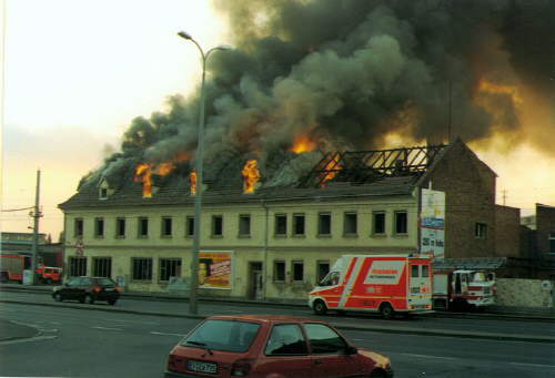 dastott1.jpg (23450 Byte)